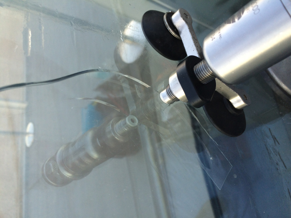 Cracked Glass Repairs | Restoring its Structural Integrity